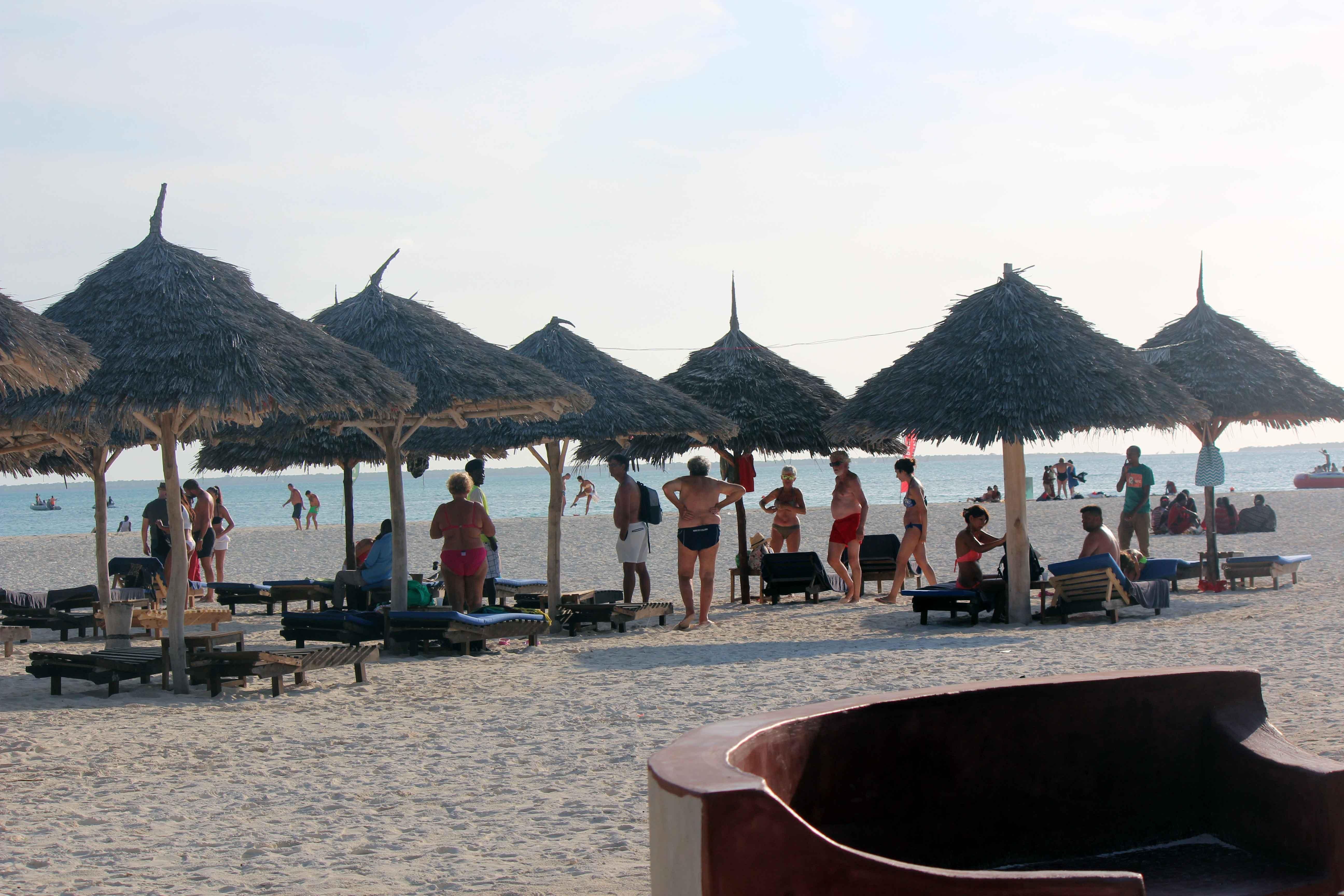 Mocco Beach Villa Кендва Екстериор снимка