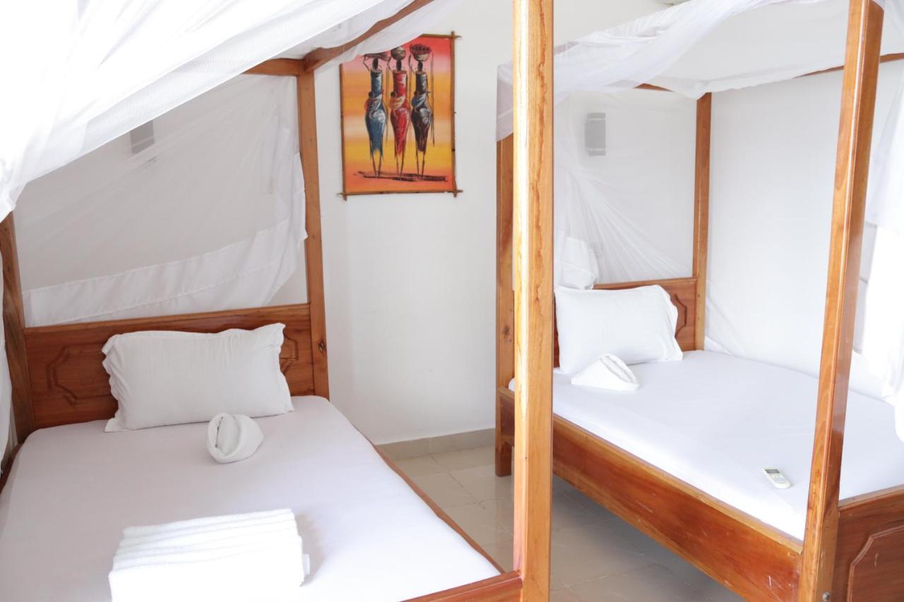 Mocco Beach Villa Кендва Екстериор снимка
